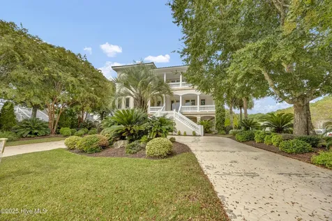 806 Paoli Court Wilmington NC 28409
