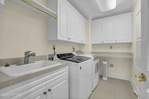 806 Paoli Court Wilmington NC 28409