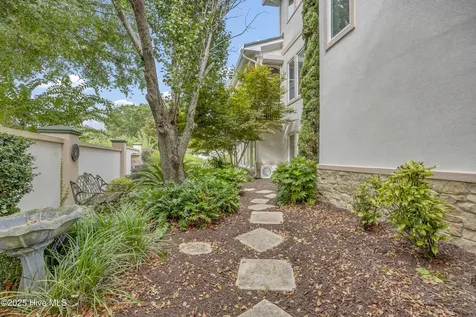 806 Paoli Court Wilmington NC 28409