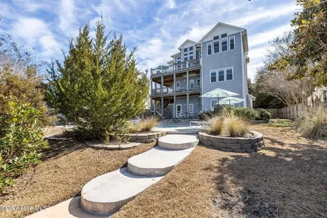 4204 Emerald Drive Emerald Isle NC 28594
