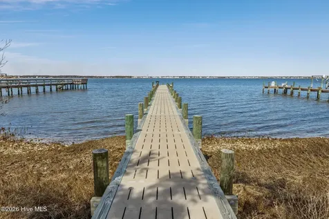 4204 Emerald Drive Emerald Isle NC 28594