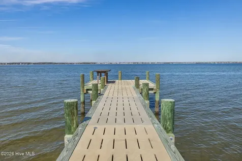 4204 Emerald Drive Emerald Isle NC 28594