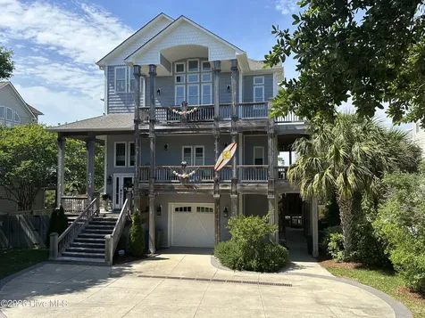 4204 Emerald Drive Emerald Isle NC 28594