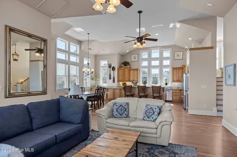 4204 Emerald Drive Emerald Isle NC 28594