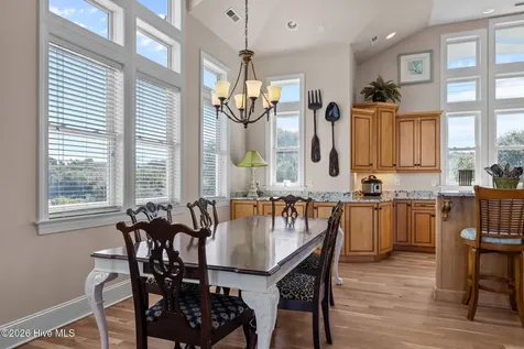 4204 Emerald Drive Emerald Isle NC 28594