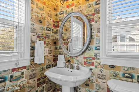 4204 Emerald Drive Emerald Isle NC 28594