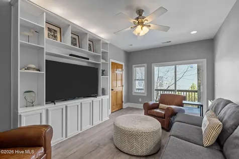 4204 Emerald Drive Emerald Isle NC 28594