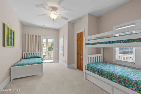 4204 Emerald Drive Emerald Isle NC 28594