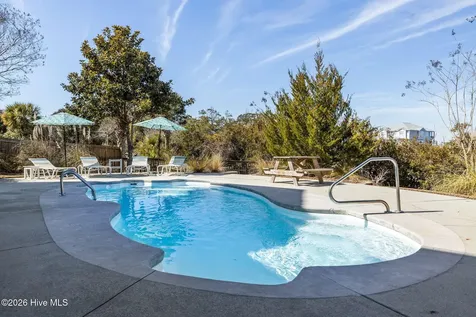 4204 Emerald Drive Emerald Isle NC 28594