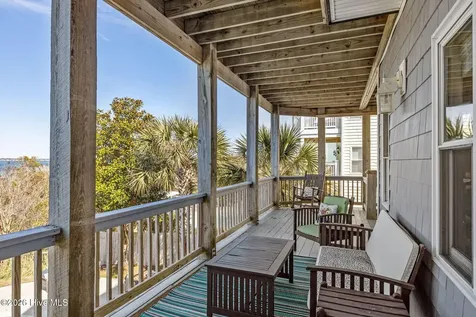 4204 Emerald Drive Emerald Isle NC 28594