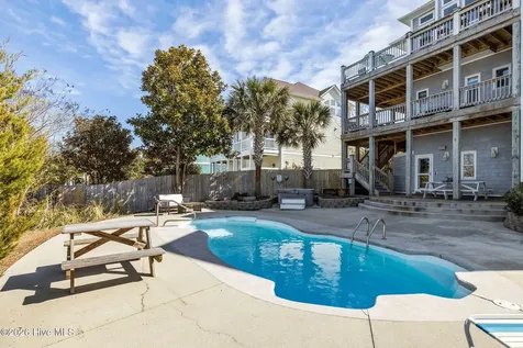 4204 Emerald Drive Emerald Isle NC 28594