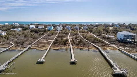 4204 Emerald Drive Emerald Isle NC 28594