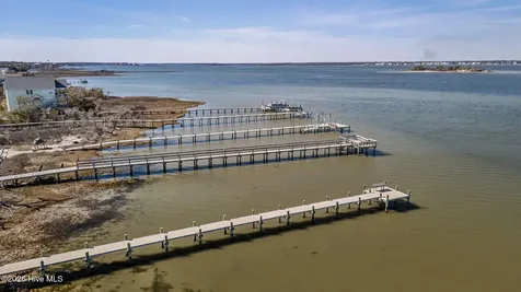 4204 Emerald Drive Emerald Isle NC 28594
