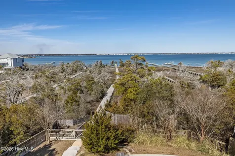 4204 Emerald Drive Emerald Isle NC 28594
