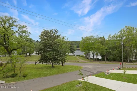 410 Summit Street Aberdeen NC 28315