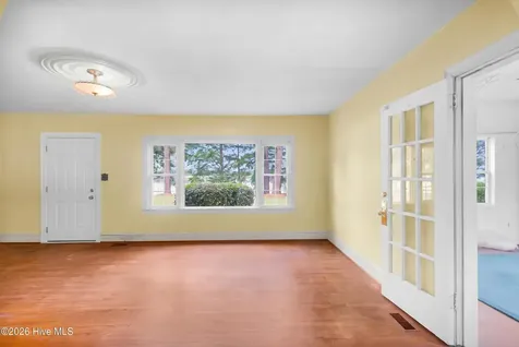 402 Madam Moores Lane New Bern NC 28562