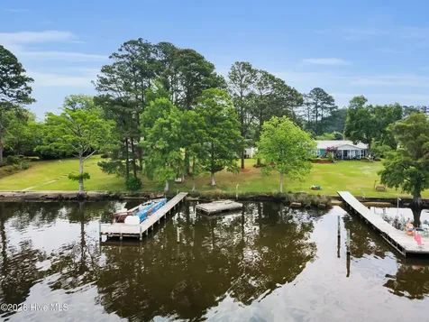 402 Madam Moores Lane New Bern NC 28562