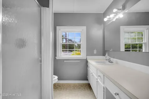 402 Madam Moores Lane New Bern NC 28562