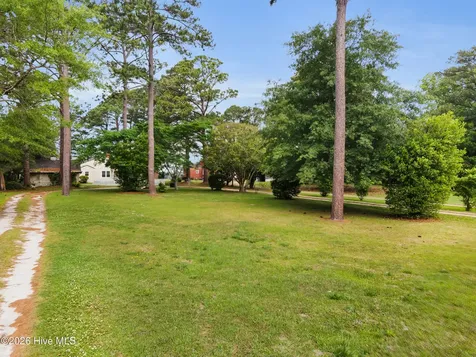 402 Madam Moores Lane New Bern NC 28562