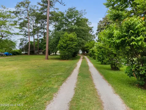 402 Madam Moores Lane New Bern NC 28562