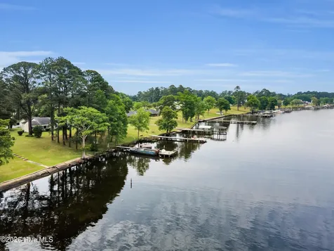 402 Madam Moores Lane New Bern NC 28562