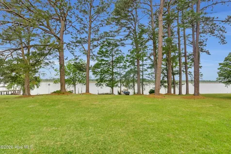402 Madam Moores Lane New Bern NC 28562
