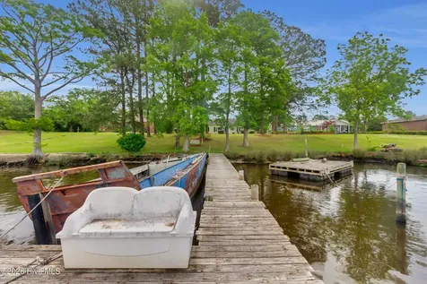 402 Madam Moores Lane New Bern NC 28562