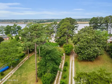 402 Madam Moores Lane New Bern NC 28562