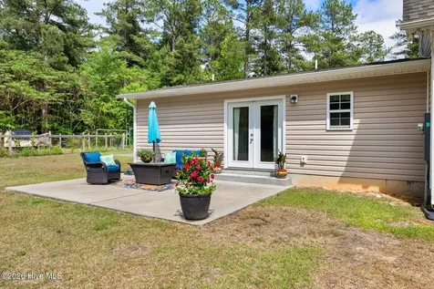 268 Dewey Drive Aberdeen NC 28315
