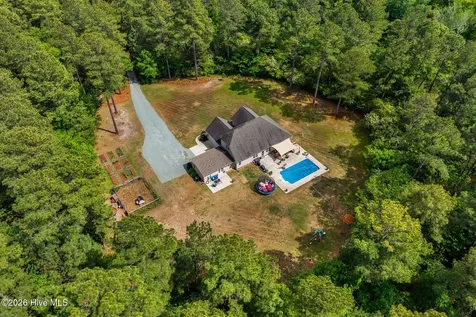 268 Dewey Drive Aberdeen NC 28315