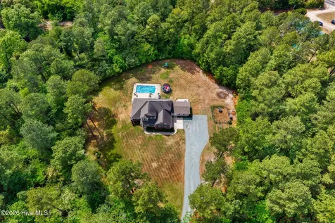 268 Dewey Drive Aberdeen NC 28315