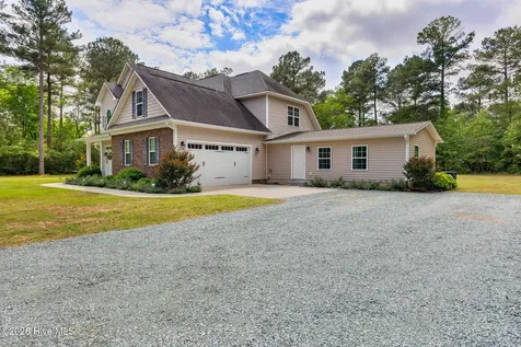 268 Dewey Drive Aberdeen NC 28315