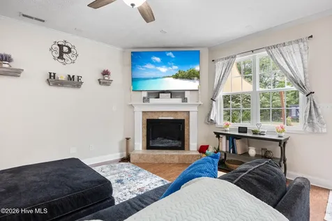 268 Dewey Drive Aberdeen NC 28315
