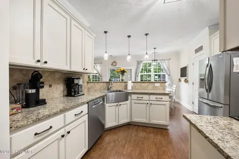 268 Dewey Drive Aberdeen NC 28315