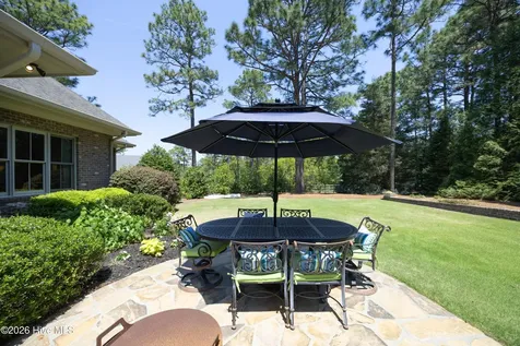 35 Quaker Ridge Road Pinehurst NC 28374