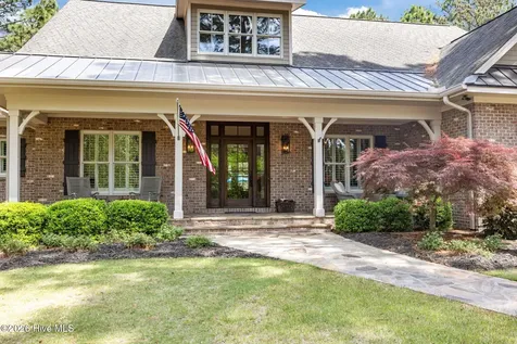 35 Quaker Ridge Road Pinehurst NC 28374