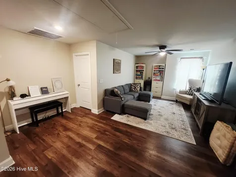 307 Ginger Drive New Bern NC 28560