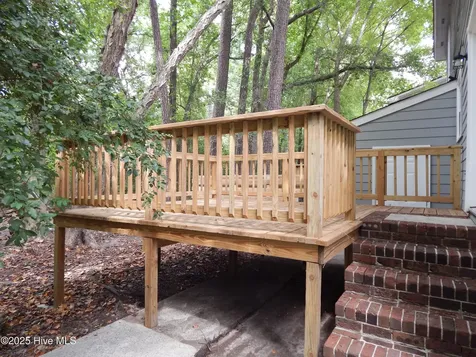 112 Ridge Place Greenville NC 27834