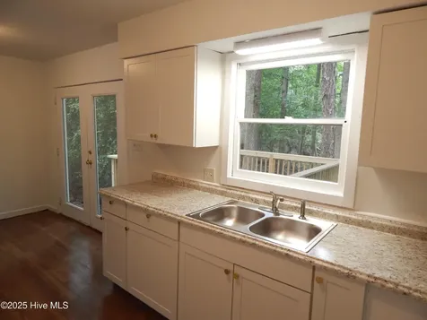 112 Ridge Place Greenville NC 27834