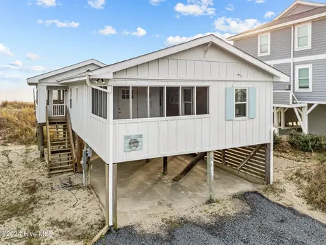 707 W Beach Drive Oak Island NC 28465
