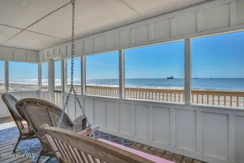 707 W Beach Drive Oak Island NC 28465