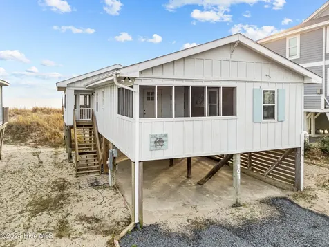 707 W Beach Drive Oak Island NC 28465