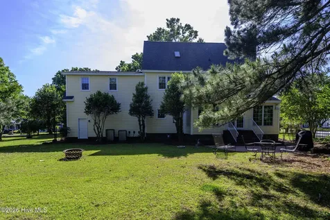 906 Leeward Drive Trent Woods NC 28562