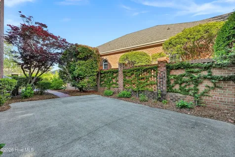 907 Shoal Creek Place Wilmington NC 28405