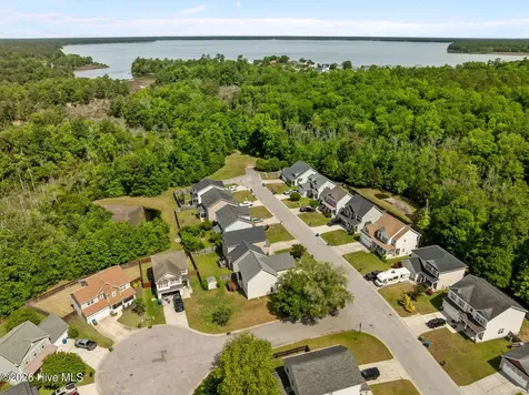 219 Peggys Trace Sneads Ferry NC 28460