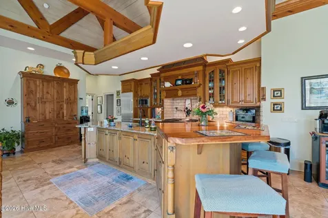 1650 Youngs Road Vass NC 28394