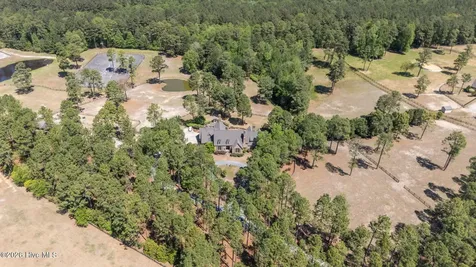 1650 Youngs Road Vass NC 28394
