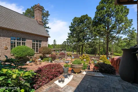 1650 Youngs Road Vass NC 28394
