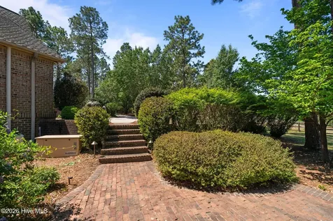 1650 Youngs Road Vass NC 28394