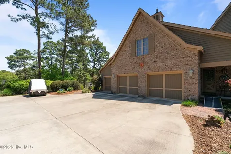 1650 Youngs Road Vass NC 28394